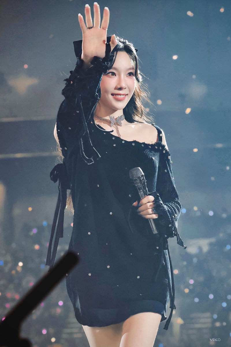 NekoMochiii tweet media