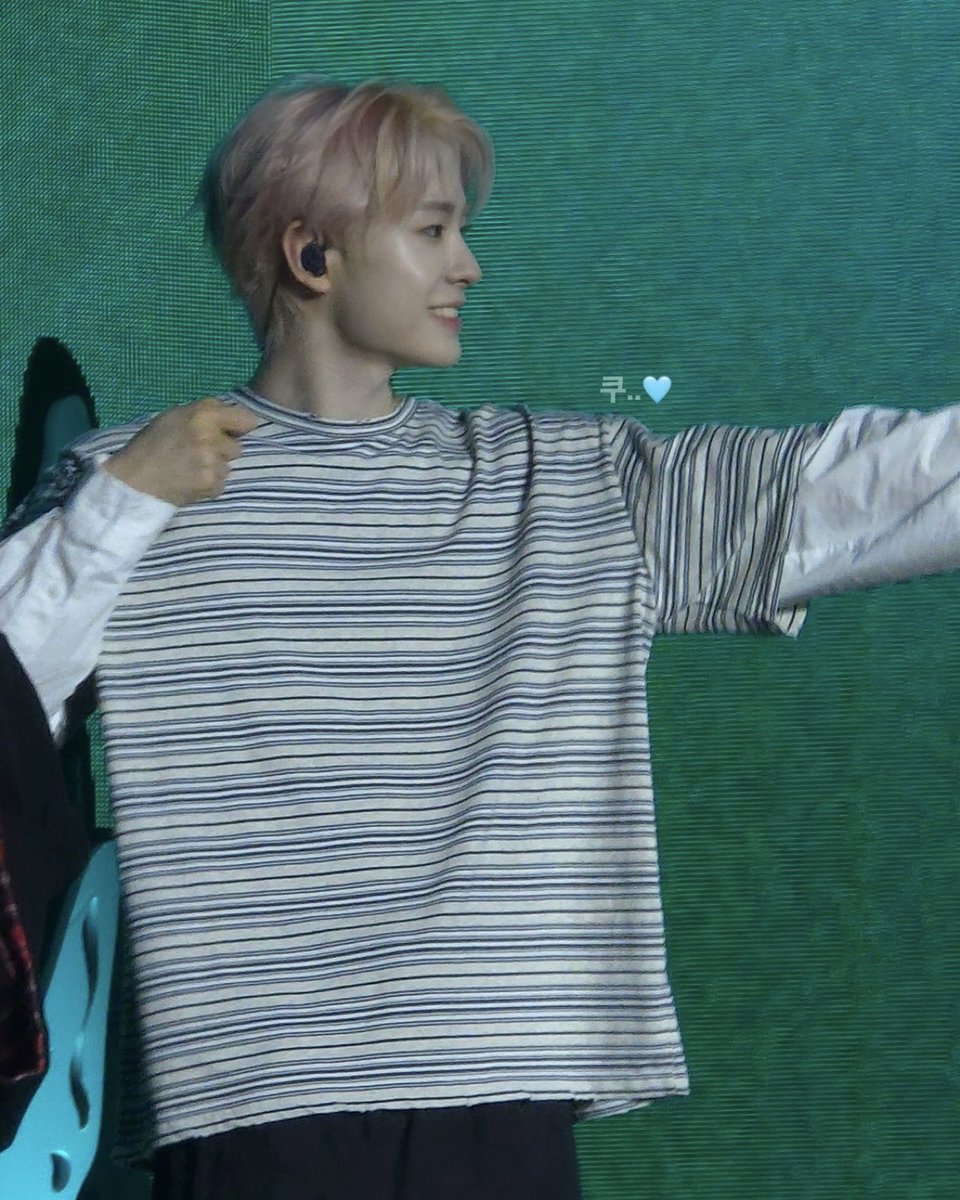 쿠 ..🩵 tweet media