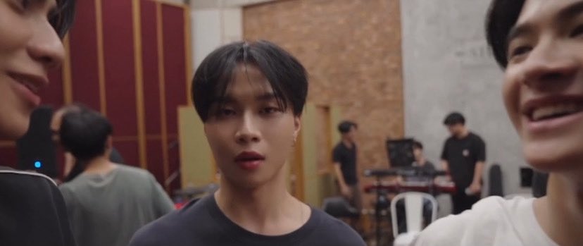 _𝕤𝕚𝕣𝕚𝕝𝕒𝕜_˚₊˚⊹⭑. tweet media