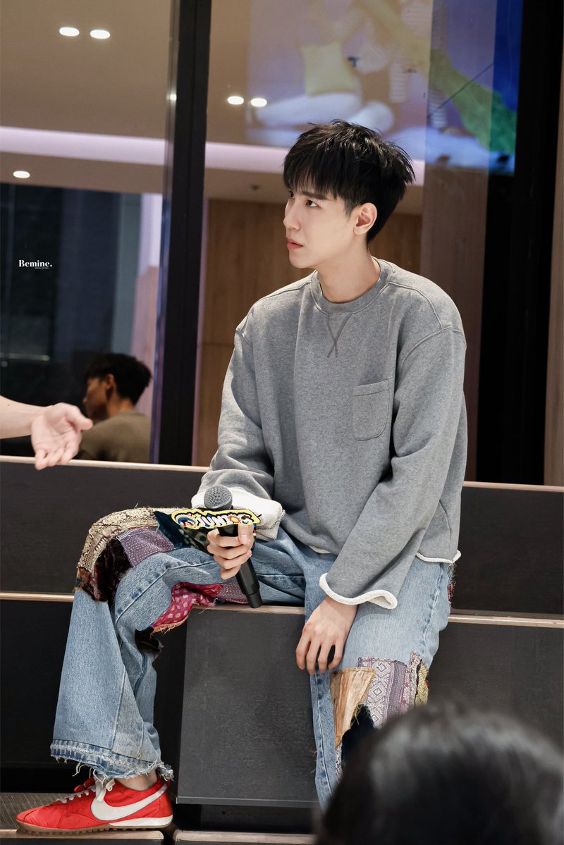 𝐁𝐞𝐦𝐢𝐧𝐞 ☽ tweet media