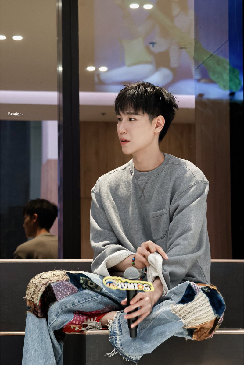 𝐁𝐞𝐦𝐢𝐧𝐞 ☽ tweet media