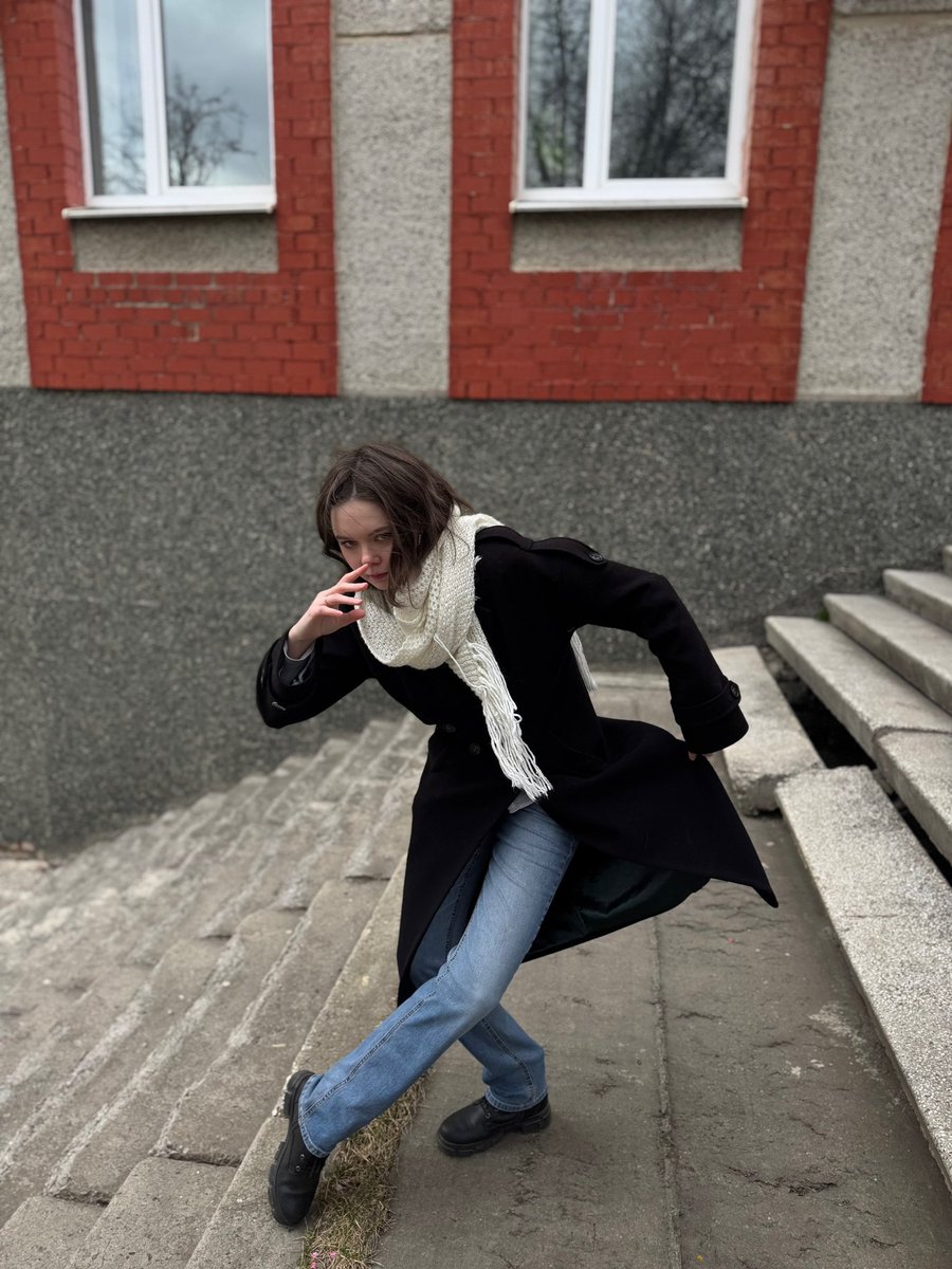 Картошечка с волосами 🩵🧣 tweet media