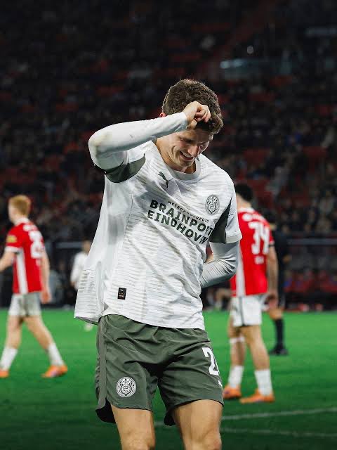 19.13 Podcast tweet media