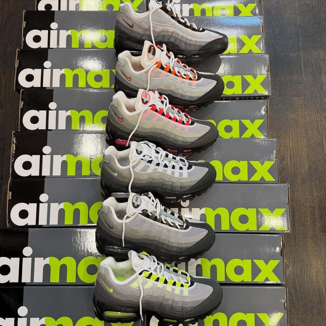 SneakerAlert tweet media