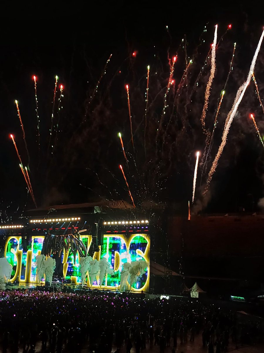 𝘢𝘯𝘨𝘦𝘭 vai ver o skz!! 𐙚 tweet media