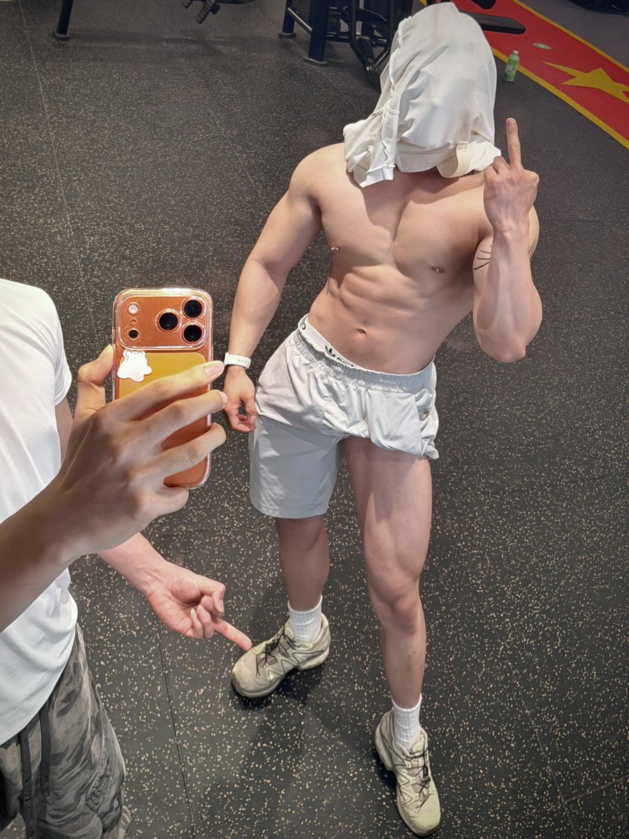 捏捏鹿耳哆 tweet media