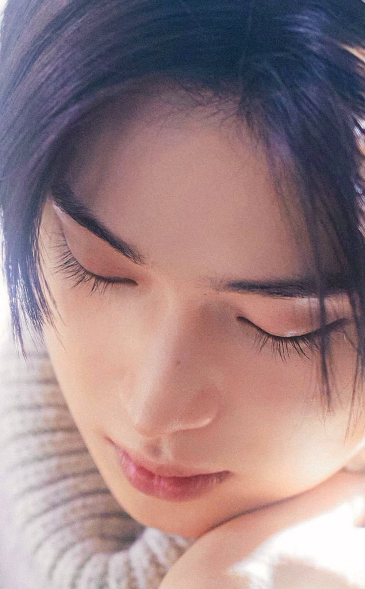 Riaaaa🍊 tweet media