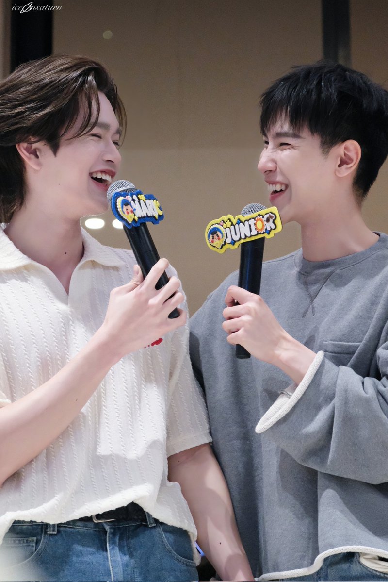 ice_on_saturn tweet media