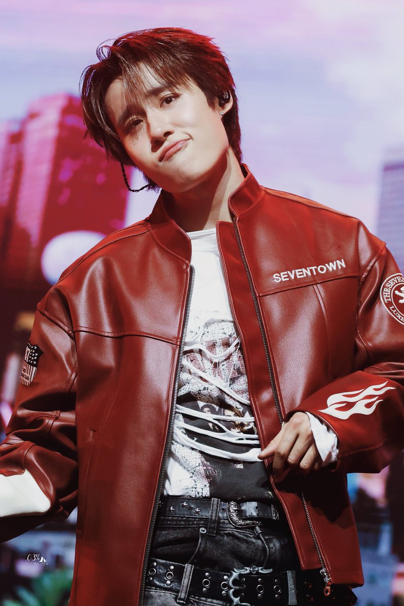 𝟎𝟑%♡ tweet media