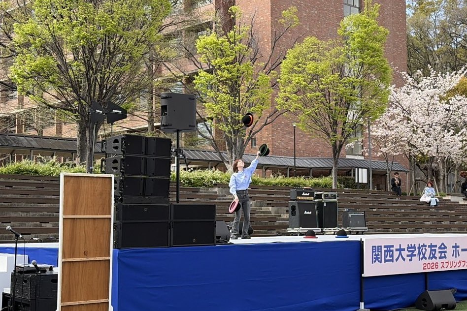 jagusen's tweet photo. 4/5校友会ホームカミングデー
～スプリングフェスティバル～

久しぶりに大きなステージでのパフォーマンスでした！ありがとうございました🤹‍♀️ https://t.co/Fi0yTOXXfl