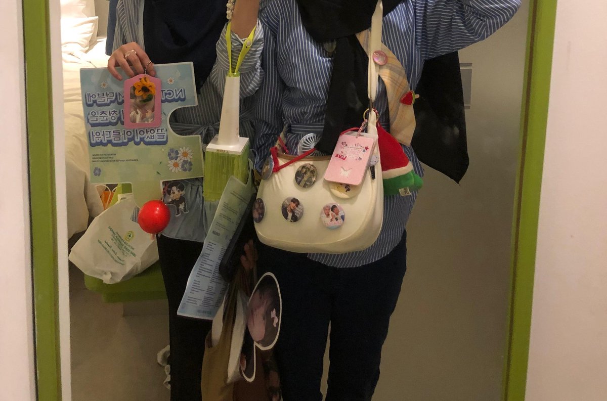 helz.ᴿᵒˡᵒ๑•᎑•๑ tweet media