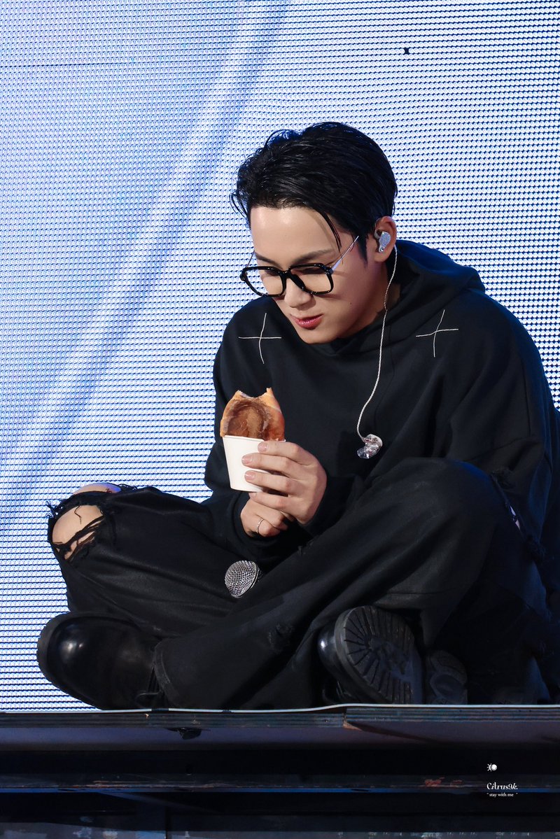 citrus9k tweet media