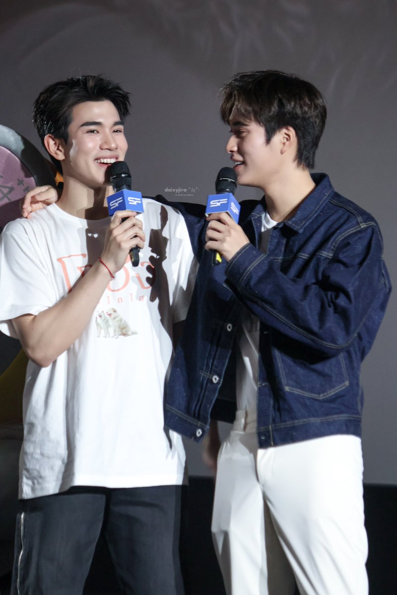 daixyjira◞✿ tweet media