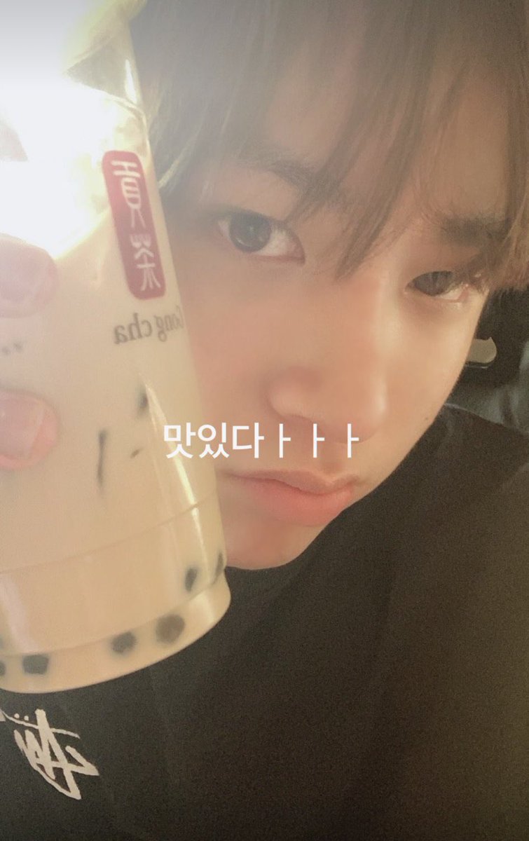 𝟭𝟲 tweet media