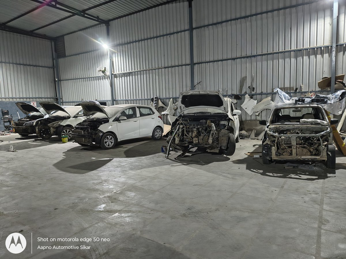 AapnoAutomotive's tweet image. 24 घंटे हर तरह की गाड़ियों का काम, एक ही जगह।
Cars की denting–painting, paint booth color finishing, servicing
और insurance claim support — सब कुछ proper process और quality के साथ।
On-time work पर पूरा ध्यान
#AapnoAutomotive #CarWorkshop #CarPainting #PaintBooth #DentingPainting