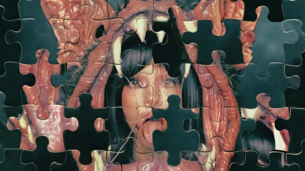 Update Melanie Martinez ⛪ tweet media