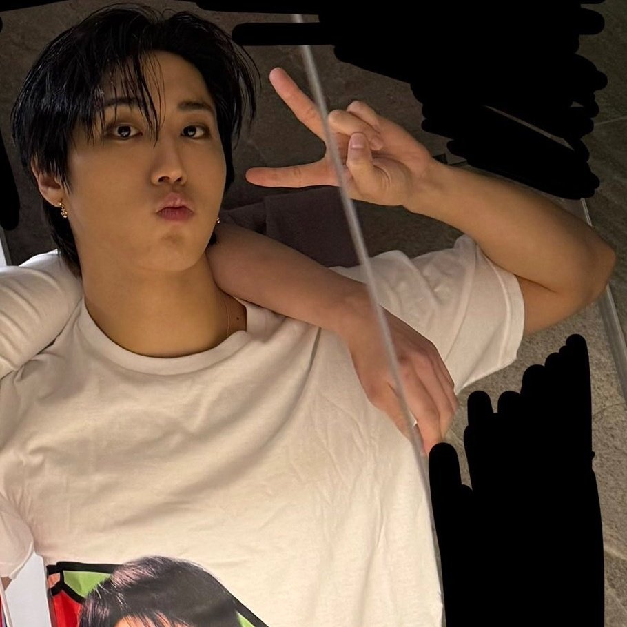 mont ʚଓ tweet media