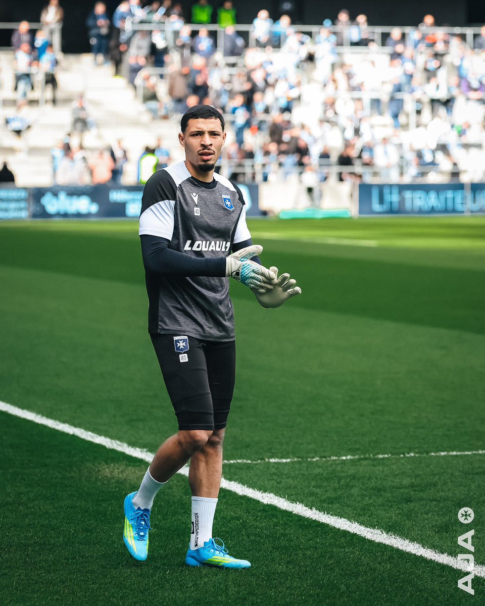 AJ Auxerre tweet media