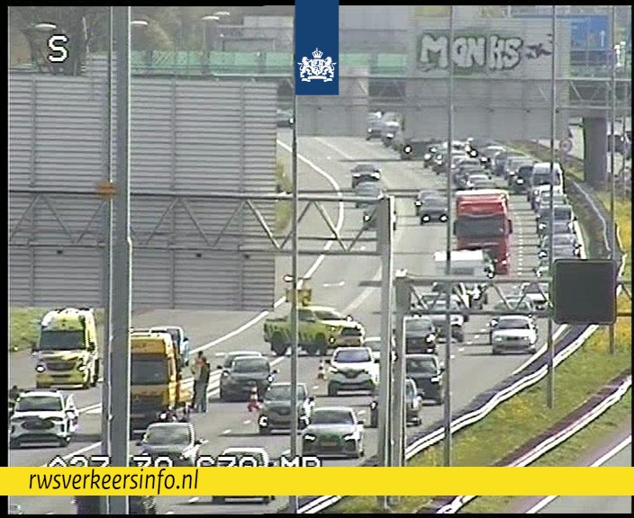 Ongeval op de A27 richting Utrecht bij knooppunt Lunetten