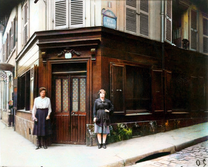 ColorizeImages tweet picture