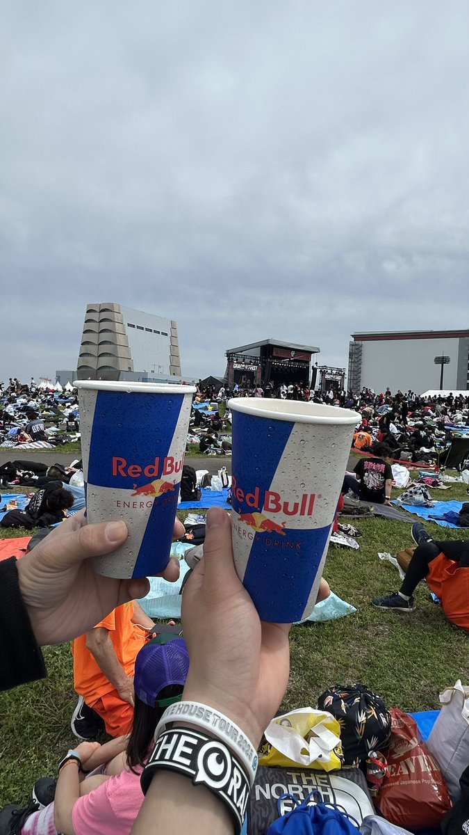 ryol_o5's tweet photo. DEADPOP2026楽しかったー！
WANIMAファンのみんなとも集まれてサークルも作れたし満足すぎるしセトリも完璧で言うことなしです🥲
みんなでまた集まりましょう！
 #DPF26  #WANIMA #DEADPOP2026 https://t.co/08LKTIDMKK