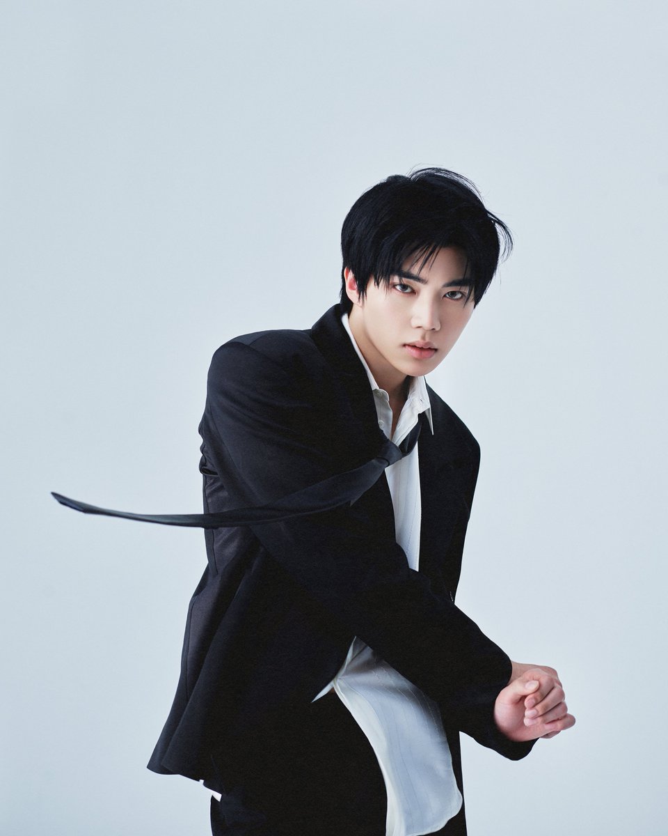 ZEROBASEONE tweet media