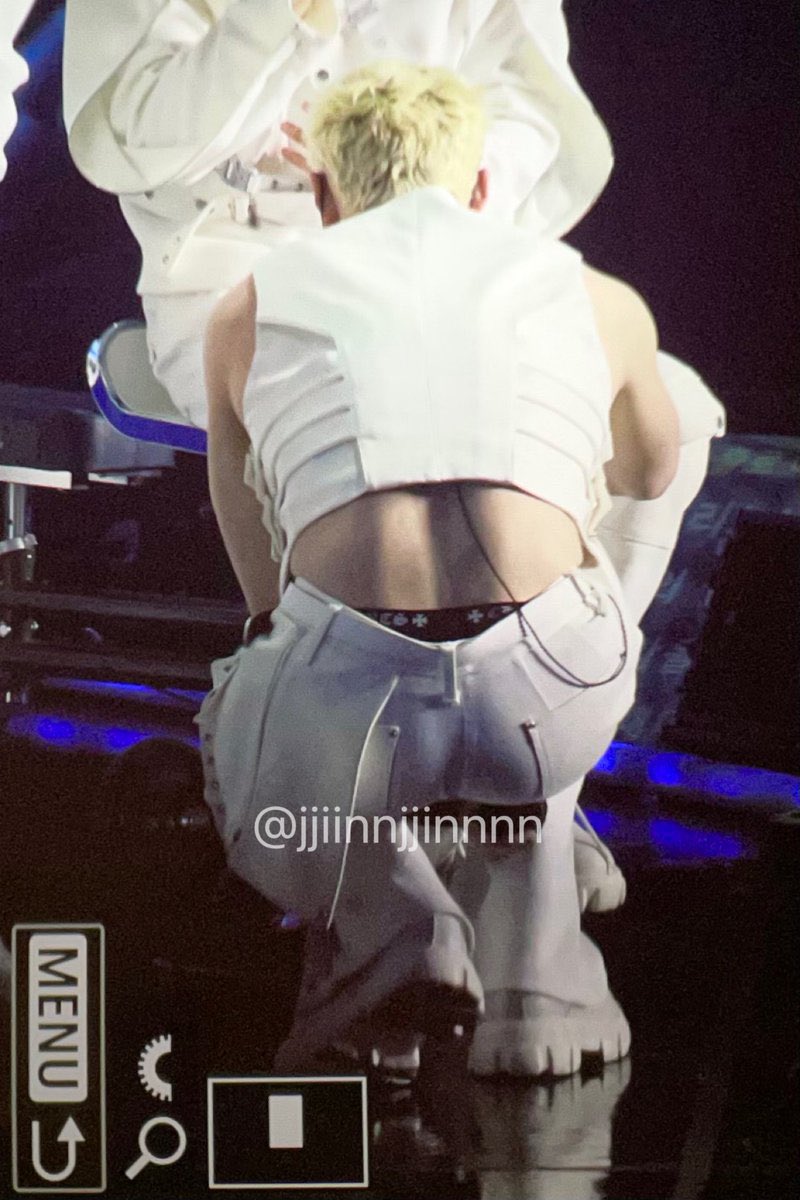 beyo⁸👾 tweet media