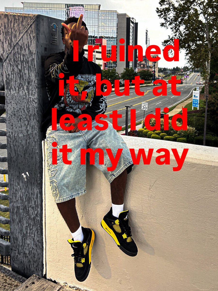 biggest bipper ⛹🏾‍♂️ tweet media