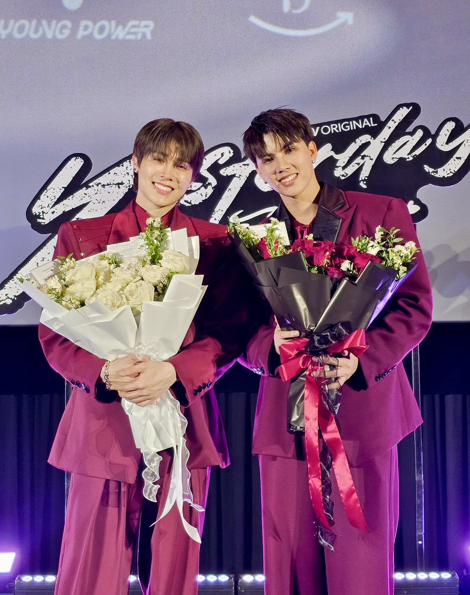 HONAH LEE tweet media