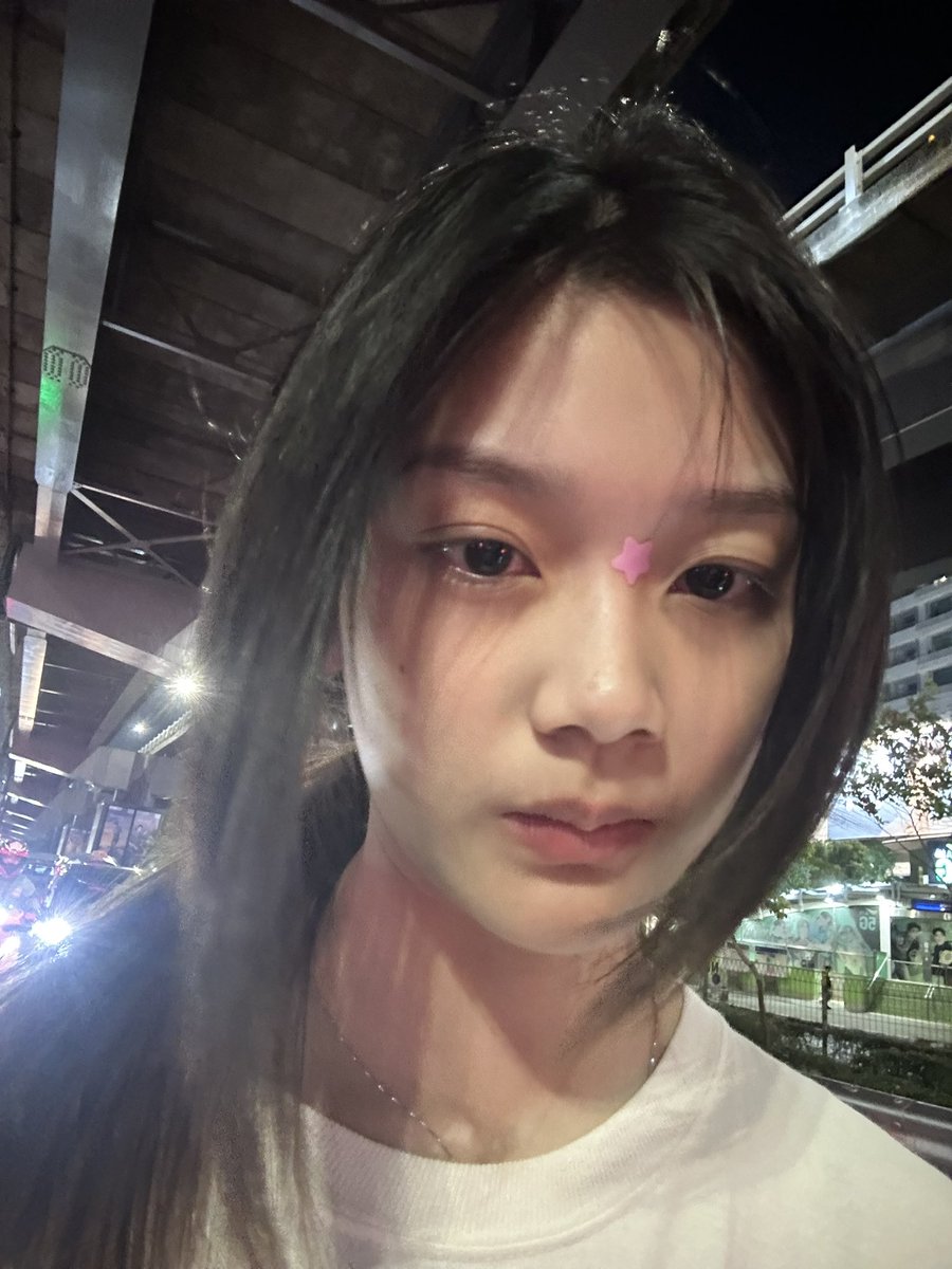 เน๋ tweet media