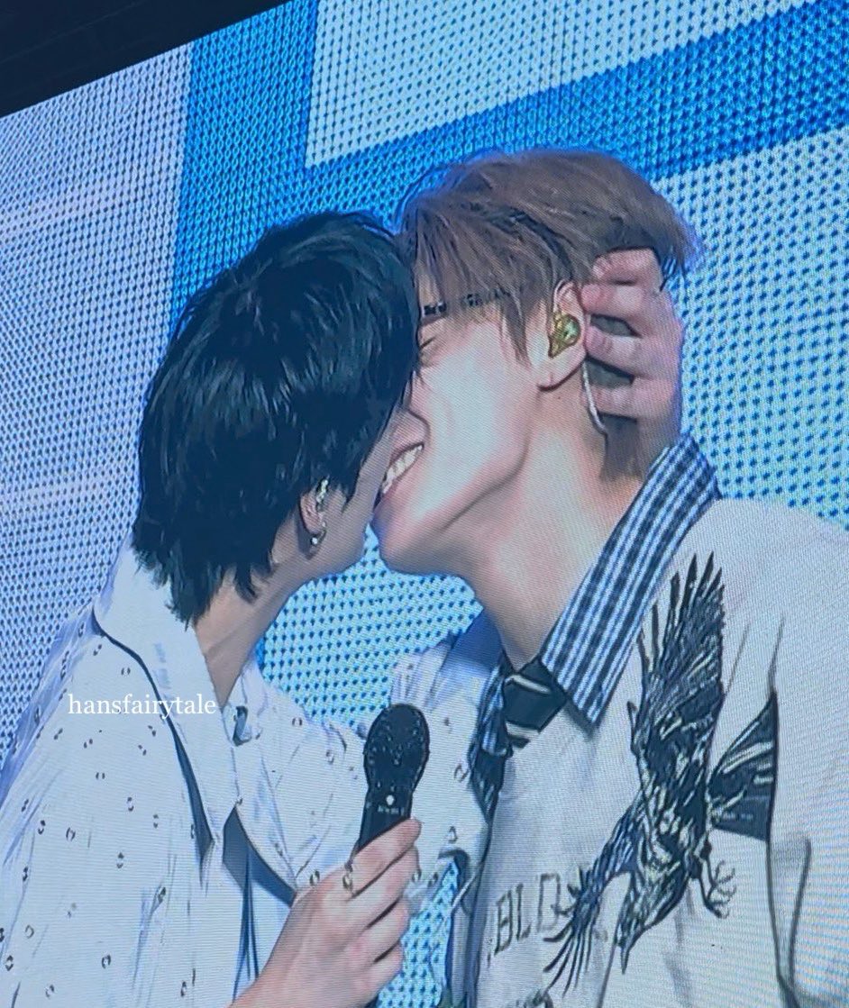 nila 🧃 tweet media