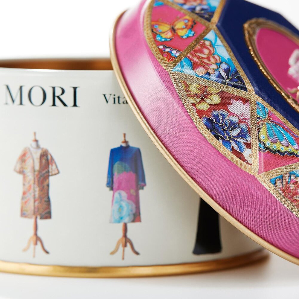 Fashion Press tweet media