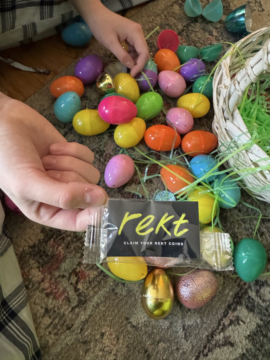 hudah.slam ⚡ tweet media