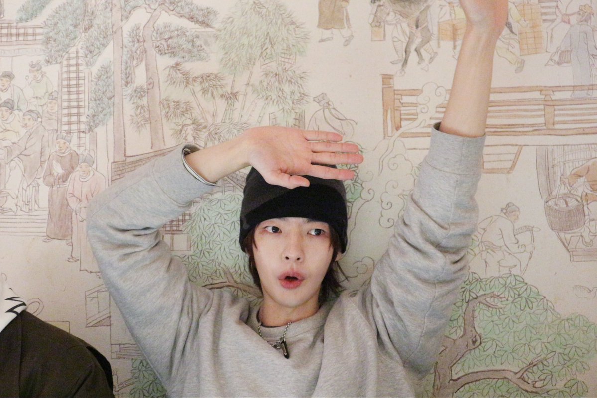 QQQ pics 📁 tweet media