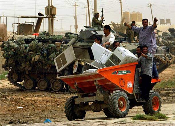 نواار tweet media