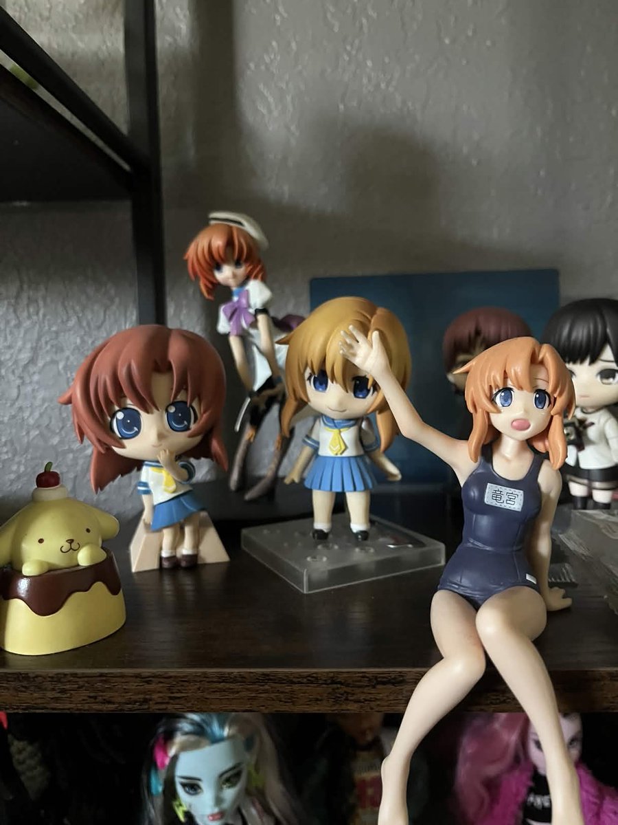 Chloë🌙 tweet media