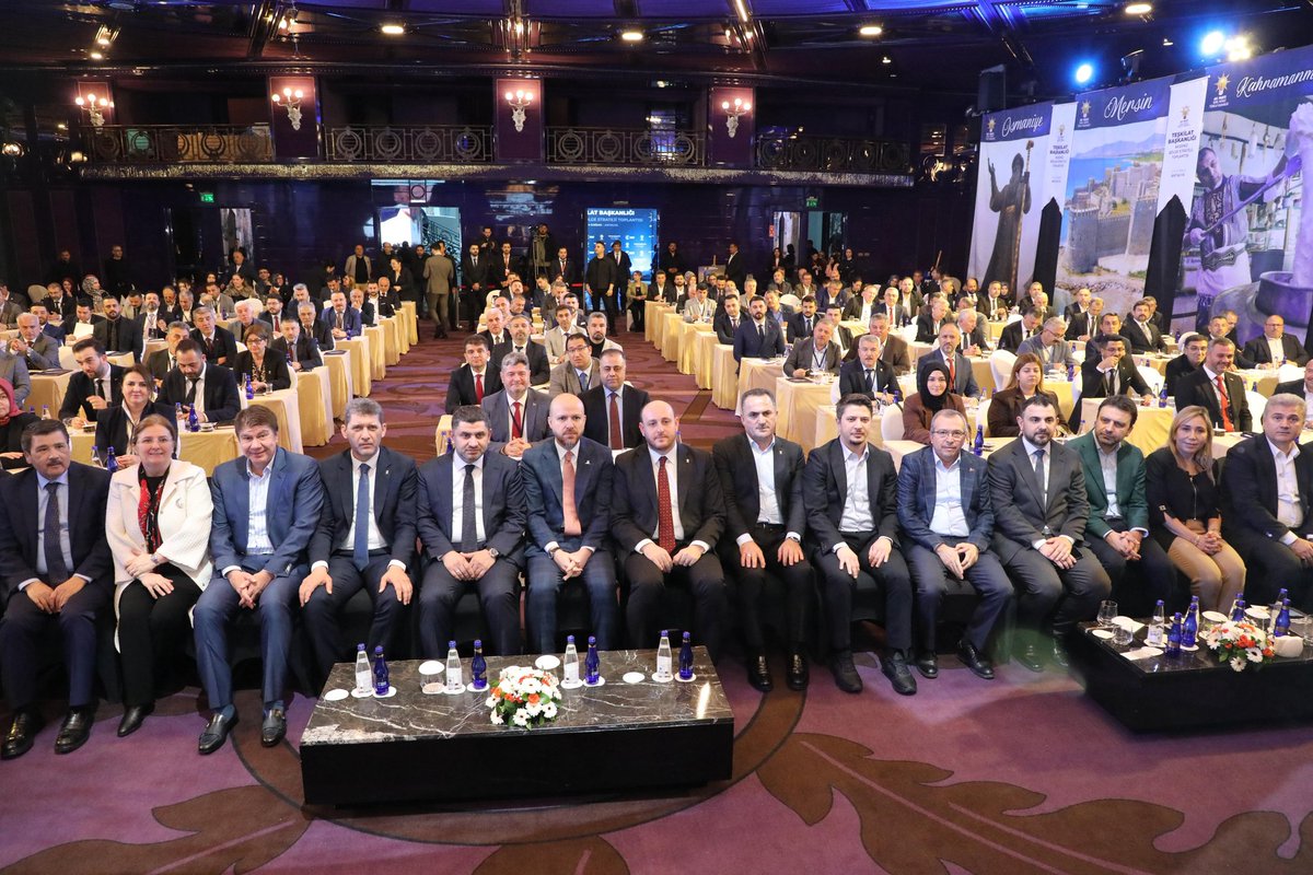 menderesturel's tweet photo. AK Parti Teşkilat Başkanlığımızın Antalya'da düzenlemiş olduğu Akdeniz Bölge Strateji Toplantısı'nın 3'üncü günündeyiz.

AK Parti Genel Başkan Yardımcımız, Teşkilat Başkanımız Sayın Ahmet Büyükgümüş ve Dünya Etnospor Birliği Başkanı Sayın Necmeddin Bilal Erdoğan'ın teşkilat mensuplarımıza hitaplarını dinledik. 

Teşkilatlarımızda önümüzdeki dönemde planlanan çalışmalar ve Türkiye Yüzyılı vizyonu, hedefleri konusunda çok verimli bir toplantı gerçekleşti.

Emeği geçenlere teşekkürlerimizi sunuyoruz.