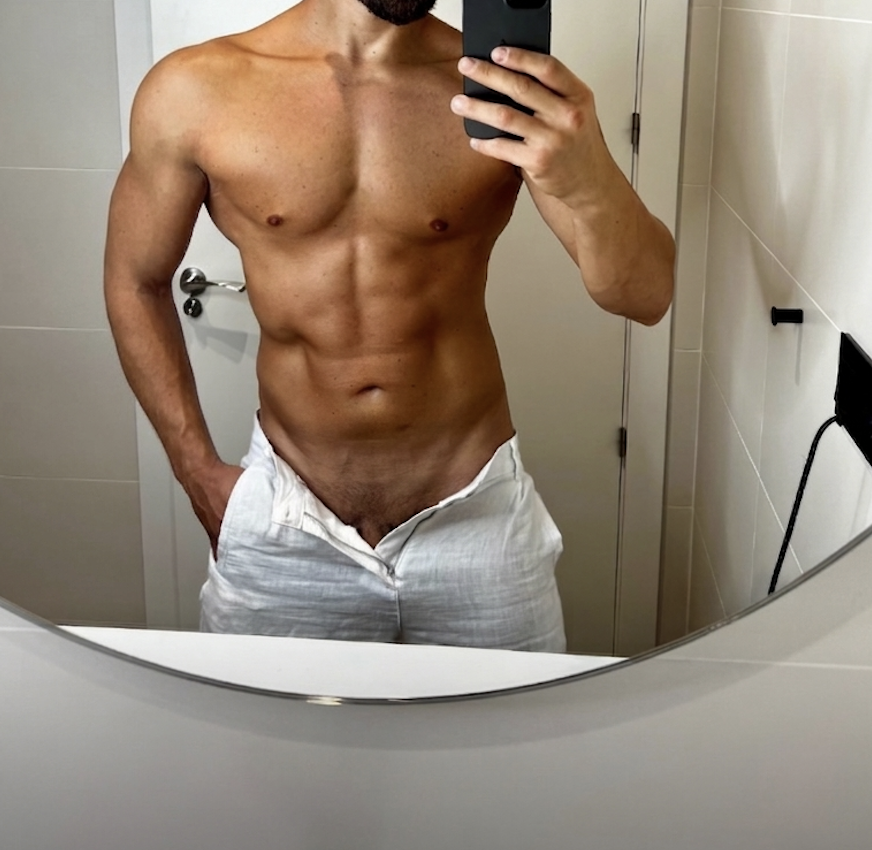 Daily Hot Studs tweet media