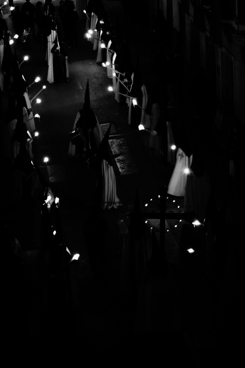 martinortega10's tweet photo. Semana Santa Yecla. https://t.co/eqdlLr5mDM