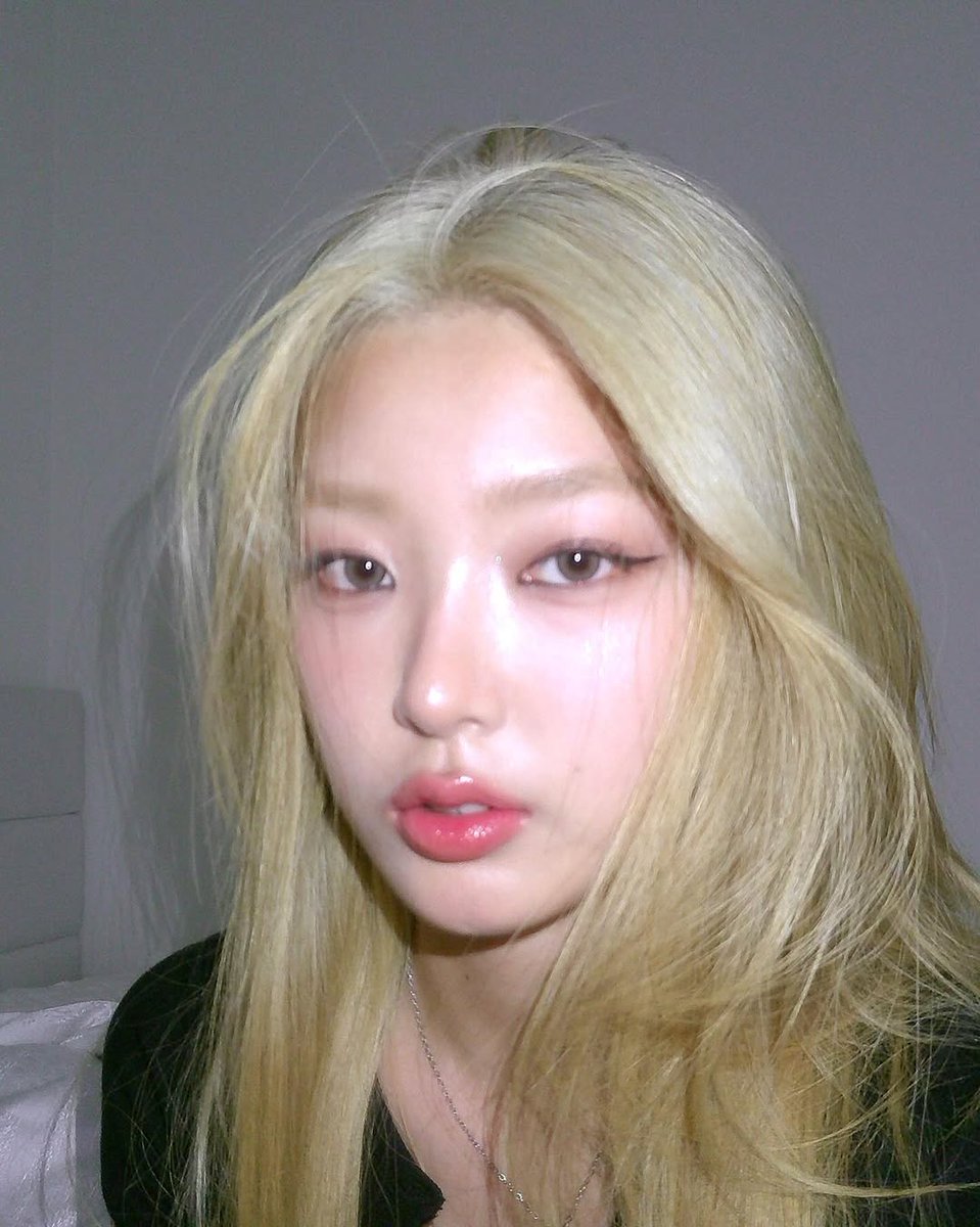 acervo katseye tweet media