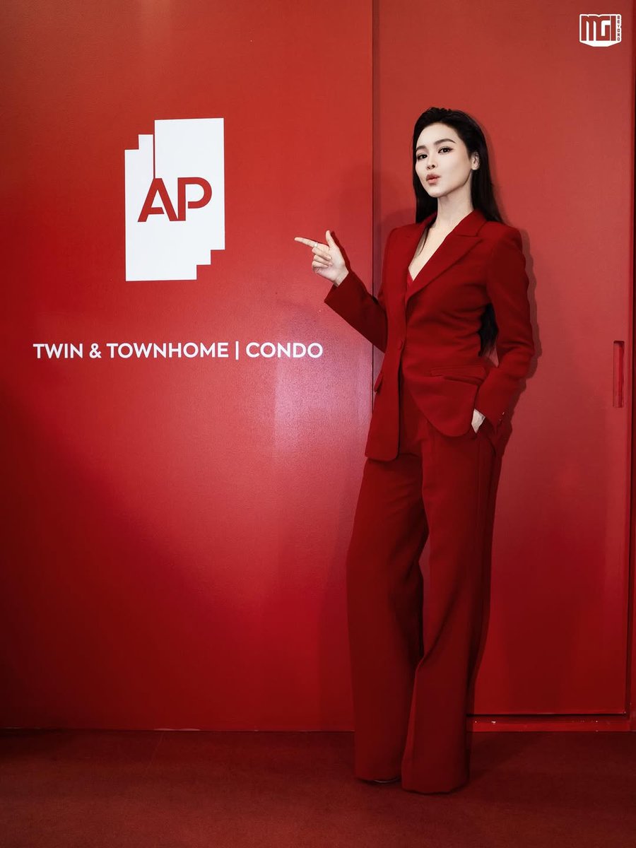 블링크 บึลลิ้งคึ tweet media