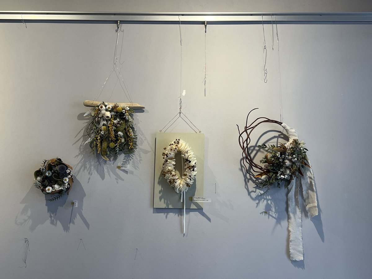 mana kim tweet media