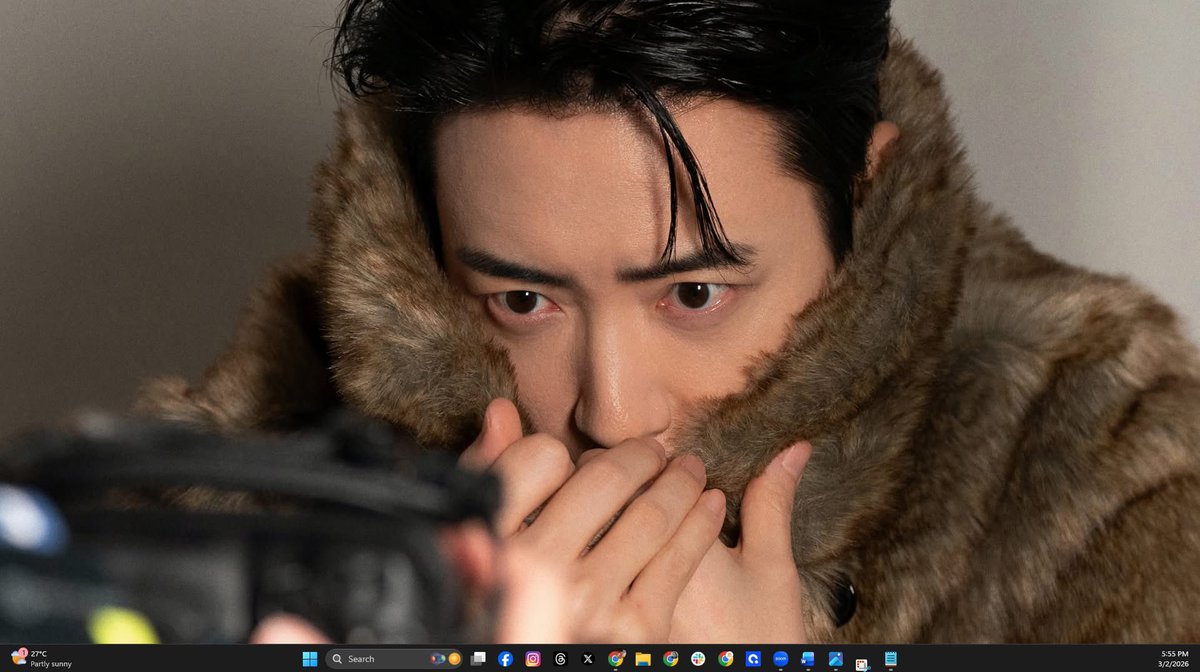 LMW_SH_SJ's tweet photo. From Windows to macBook 🥰🥰🥰

#LeeJunHyuk 

#이준혁 https://t.co/O9VCmBJ4rJ