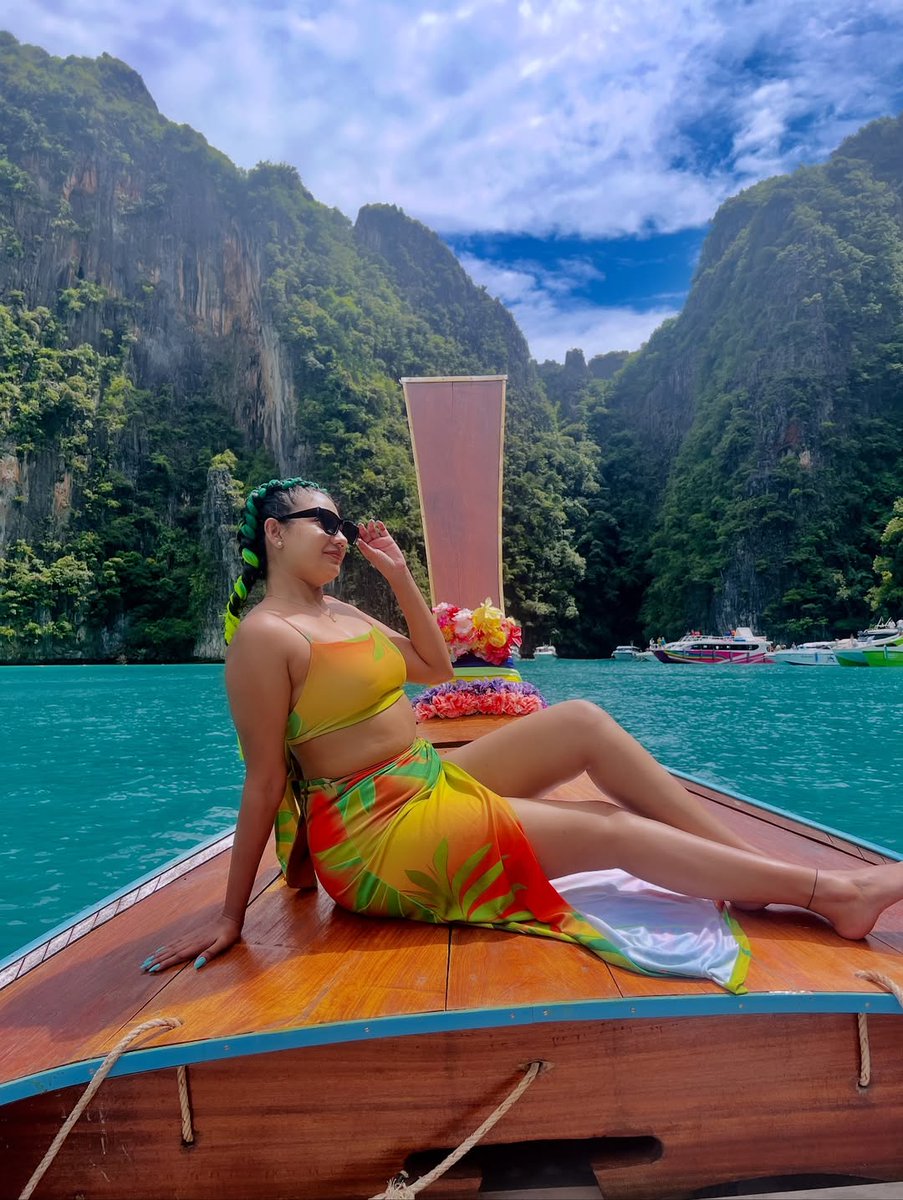 Sneha 💕 tweet media