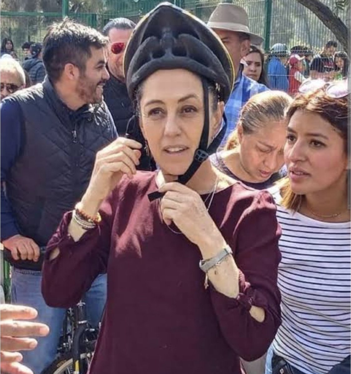 Alejandro 2030 tweet media