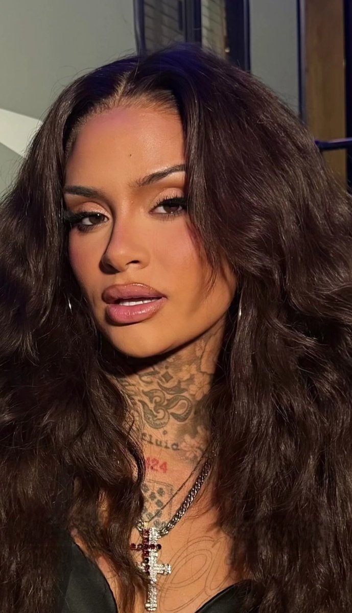 𝕮𝖍𝖗𝖎𝖘𝖙𝖎𝖓𝖊 tweet media