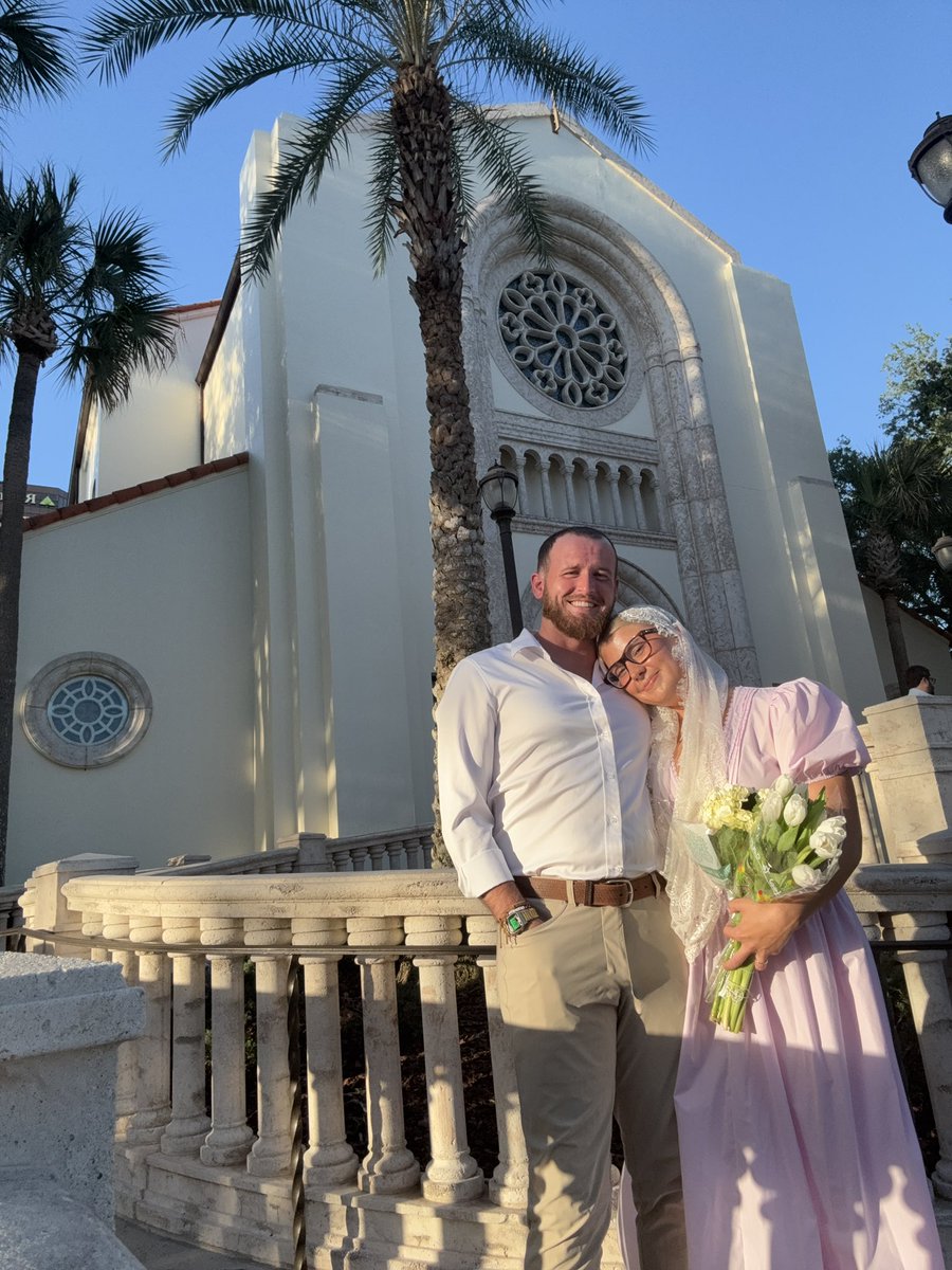 Dan🌴🌺🦎🏄🏼♀️🤿 tweet media