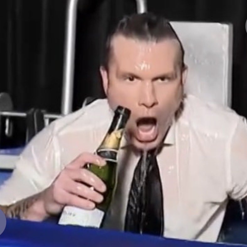 Chris Hynes tweet media