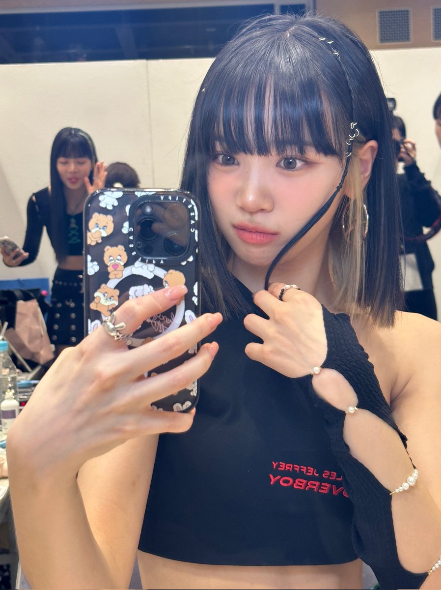 채채즈 파일 tweet media