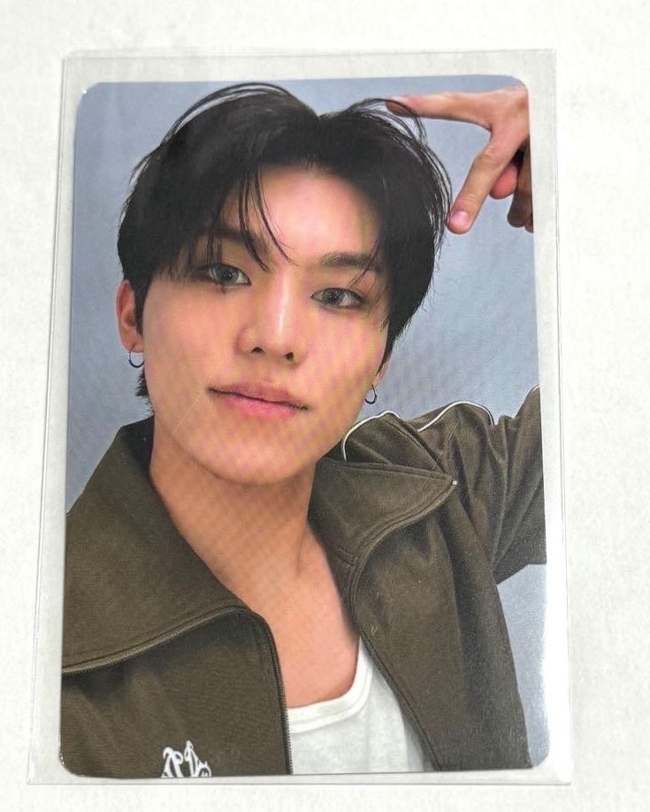 ( ◠‿◠ )💎 tweet media